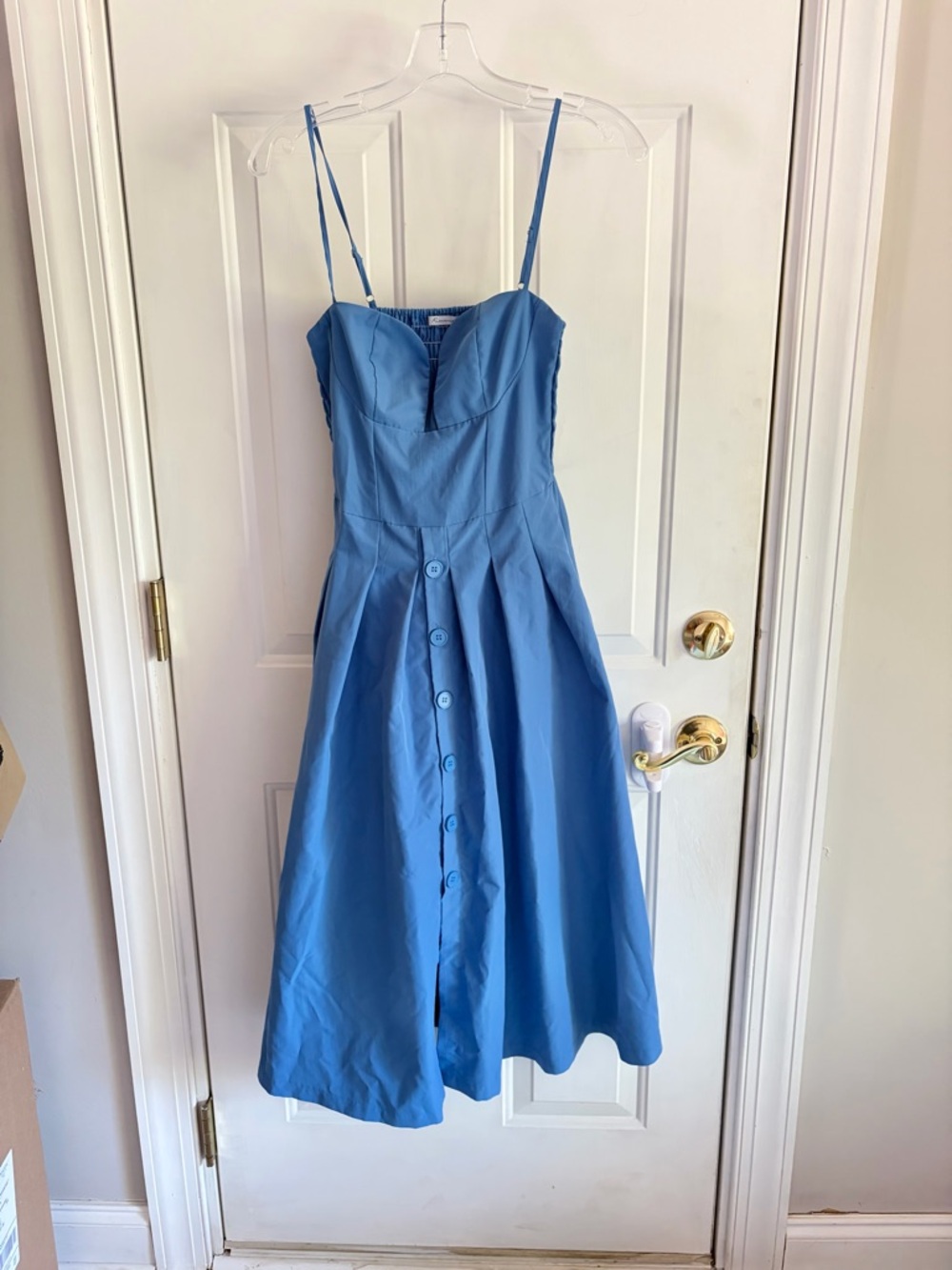 Sweetheart Button-Front Midi Dress in Dusty Blue - Picture 3 of 9